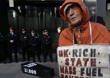 ژمارەی هەژارانی بەریتانیا زیاتر دەبێت