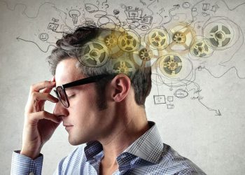 ئەو 9 خووەی مێشک لە ناو دەبەن