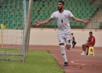 نەورۆز خاڵێكى له‌ مینا وه‌رگرت