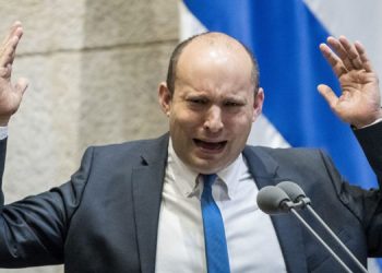 نەفتالی بنێت: ئیسرائیل مەترسی هەڵوەشانەوەی لە سەرە