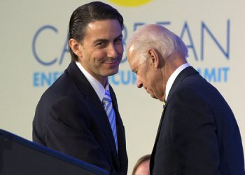 بەرپرسێکی ئەمریکی: داهاتی نەوتی ڕووسیا بەراورد بە پێش شەڕی ئۆکرانیا زیادی کردووە