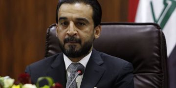 سەرۆکی پەرلەمانی عێراق کۆتایی ئەندامێتی پەرلەمانتارانی ڕەوتی سەدری ڕاگەیاند