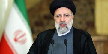 ڕەئیسی: لە هەر شوێنێک متمانەمان بە دوژمن نەبووە، پێشکەوتنمان مسۆگەر کردووە