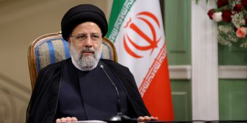 ئەلمۆنیتۆر: ستراتیژی سیاسەتی دەرەوەی ئایەتوڵڵا ڕەئیسی پووچەڵکردنەوەی سزا و گەمارۆکانە