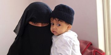 خاچی سوری نێودەوڵەتی: هەر دوو کاتژمێر دایکێک و 6 منداڵی یەمەنی گیان لە دەست دەدەن