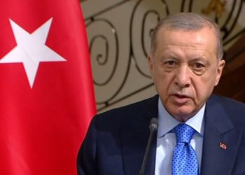 ئەردۆغان: ئاسۆی 30 ملیار دۆلاری بۆ ئاڵوگۆڕە بازرگانییەکانی ئێران و تورکیا دیاری کراوە