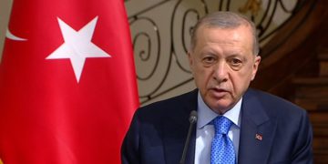 ئەردۆغان: ئاسۆی 30 ملیار دۆلاری بۆ ئاڵوگۆڕە بازرگانییەکانی ئێران و تورکیا دیاری کراوە