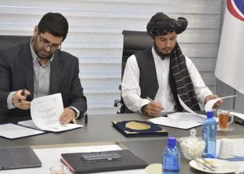 تاڵیبان 350 هەزار تەن نەوتی ئێران هاوردە دەکات