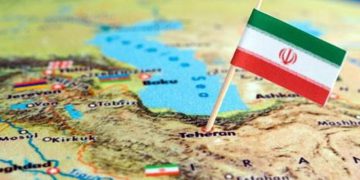 شرۆڤەکارێکی عەرەب: ئێران هێزێکی ناوچەکەیە / خۆڕاگری بووەتە ئایدۆلۆژیا و شوێنگرەوەی نییە