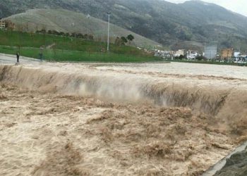 ژمارەی قوربانیانی لافاوەکەی پارێزگای فارسی ئێران گەیشتە 21 کەس