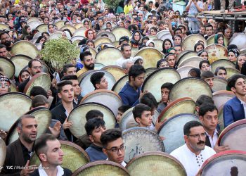 دەیەمین خولی فیستیڤاڵی “دەف نەوای رەحمەت” لە سنە بەڕێوەچوو