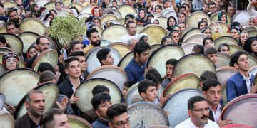 دەیەمین خولی فیستیڤاڵی “دەف نەوای رەحمەت” لە سنە بەڕێوەچوو
