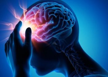 بۆ لە تەمەنی گەنجیدا جەڵتەی مێشک ڕوو دەدات؟