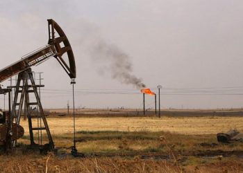 مۆسکۆ و دیمەشق: نەوت دزیی ئەمریکا کێشەکانی خەڵکی سوریای زیاتر کردووە