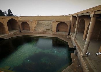 کانیاوی سولێمانییەی کاشان، ئەو شوێنەی ساڵانە بە سەدان هەزار کەس سەردانی دەکەن