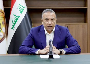 مستەفا کازمی داوا دەکات هێزە ئەمنییەکانی عێراق خۆیان لە شەڕی سیاسی بە دوور بگرن