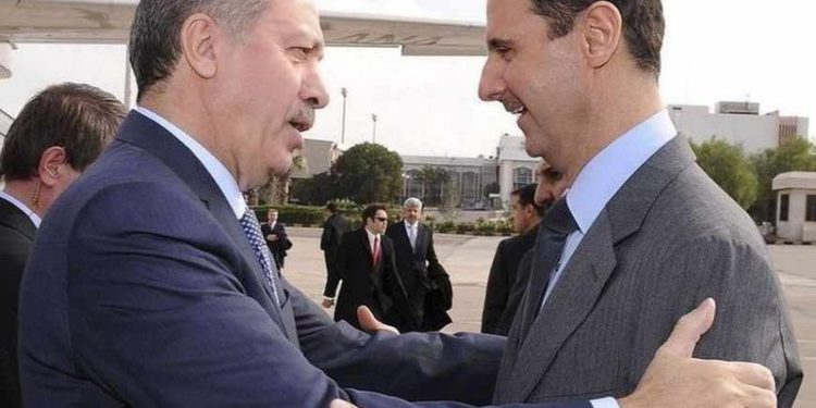Syria's President Bashar al-Assad (R) welcomes Turkey's Prime Minister Tayyip Erdogan at Damascus airport January 17, 2011. REUTERS/Sana   (SYRIA - Tags: POLITICS) FOR EDITORIAL USE ONLY. NOT FOR SALE FOR MARKETING OR ADVERTISING CAMPAIGNS. THIS IMAGE HAS BEEN SUPPLIED BY A THIRD PARTY. IT IS DISTRIBUTED, EXACTLY AS RECEIVED BY REUTERS, AS A SERVICE TO CLIENTS - RTXWOQH