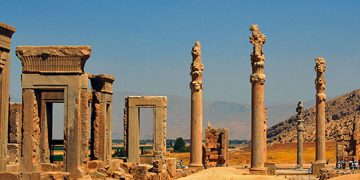 مێژووی گەشتیاری لە ئێران