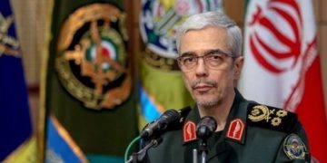 باقری: لە بەرامبەر هەر گۆڕانکارییەک لە سنورە نێودەوڵەتییەکان بێدەنگ نابین