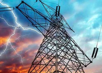 تێچووی کارەبا لە بەریتانیا بەرز بووەتەوە و هەڕەشەی داخستنی کارگەکان دەکرێت