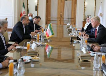 ئێران: پێویستە گەمارۆی سەر خەڵکی یەمەن کۆتایی بێت