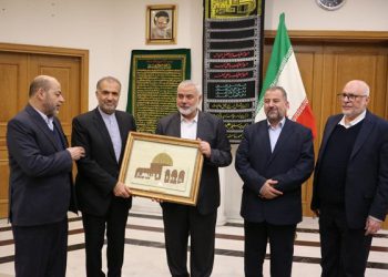 شاندێکی حەماس لە ڕووسیا لە گەڵ باڵیۆزی ئێران کۆبوونەوە