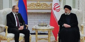 وتووێژی تەلەفوونیی سەرۆک کۆماری ئیسلامی ئێران و سەرۆک وەزیرانی ئەرمینیا