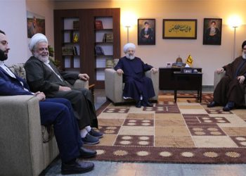 سەرۆکی یەکێتی جیهانی زانایانی خۆڕاگری لە گەڵ ئەمینداری گشتی حزبوڵڵای لوبنان کۆبووە