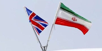 ئێران چەند کەس و دامەزراوەیەکی بەریتانیی خستە ڕیزی سزا و گەمارۆکانەوە
