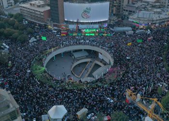 میدیا بەکرێگیراوەکانی ئەمریکا ئەم وێنانەش ببینن، ئەمەیە گەلی ئێران نەک تاقمێکی زۆر بچووکی ئاژاوەگێڕان