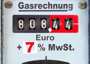 نیوەی دانیشتووانی بەریتانیا توانای دانەوەی قەرزی غاز و کارەبایان نییە