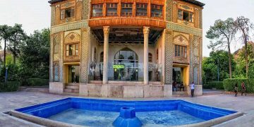 باخی دڵگوشا، بینایەک کە مێژووەکەی بۆ پێش ئیسلام دەگەڕێتەوە