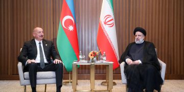 ئایەتوڵڵا ڕەئیسی هەر گۆڕانکارییەکی لە سنوری وڵاتانی ناوچەکە ڕەتکردەوە