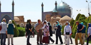 پشکی گەشتیاری لە ئابوری ئێراندا چەندە؟