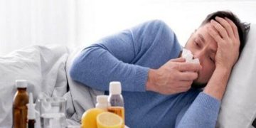 توشبووی ئەنفلۆنزا بە چ نیشانەیەکەوە سەردانی پزیشک بکات؟