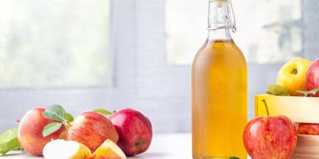 کۆمەڵە سوودێکی تەندرووستیی خواردنی سرکەی سێو