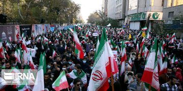 ڕێپێوانی ڕۆژی نیشتمانی بەرەنگاربوونەوەی ڕەوتی ستەمکاریی جیهانی لە ئێران بەڕێوەچوو