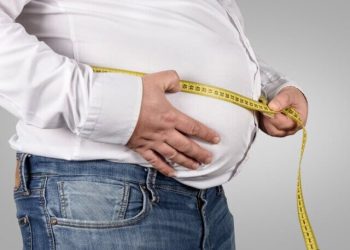 بۆ لە زستاندا کێشی جەستە زیاد دەکات؟