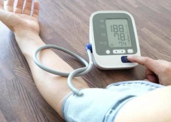 بە چەند خۆراکێک بەرزی فشاری خوێن کەم دەکرێتەوە