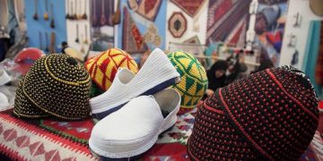پیشەسازی دەستی دەتوانێت ژمارەی گەشتیارانی کرماشان بەرز بکاتەوە