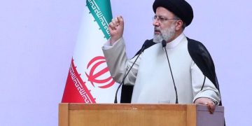 وەڵامی ئایەتوڵڵا ڕەئیسی بۆ بایدن: ئێران 43 ساڵ بەر لە ئێستا ئازاد بووە و بە ئازادی دەمێنێتەوە