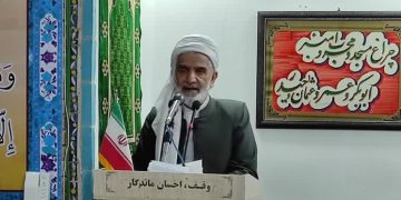 وتارخوێنی هەینی سنە: حکومەت هەوڵی گەشە و پێشکەوتنی کوردستان دەدات