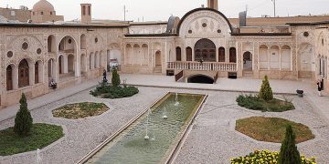 بوکی خانووە مێژووییەکانی ئێران
