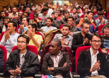 لقی زانکۆی زانستە پزیشکییەکانی تاران لە عێراق کرایەوە