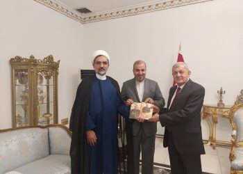 ئەو کتێبەی کە ئێران وەک دیاری پێشکەشی سەرۆک کۆماری عێراقی کرد