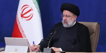 پەیامی ئایەتوڵڵا ڕەئیسی بە بۆنەی هاتنی ساڵی نوێی زائینییەوە