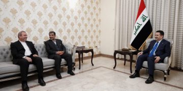 وەزیری گەشتیاریی ئێران لە گەڵ سەرۆک وەزیرانی عێراق کۆبووە
