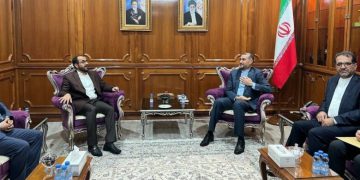 چاوپێکەوتنی ئەمیر عەبدوڵڵاهیان و وتەبێژی ئەنساروڵڵای یەمەن لە عۆمان
