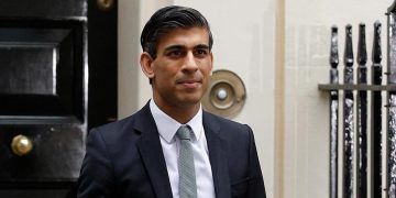 سەرۆک وەزیرانی بەریتانیا داوای سەرکوتکردنی خۆپێشاندەرانی وڵاتەکەی دەکات