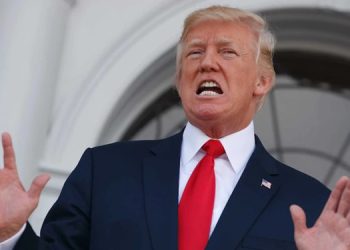 ترەمپ بایدن بە لەناوبردنی ئەمریکا تۆمەتبار دەکات